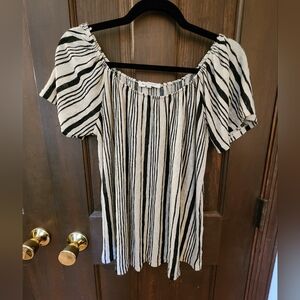 Workshop Republic Clothing flutter sleeve top M